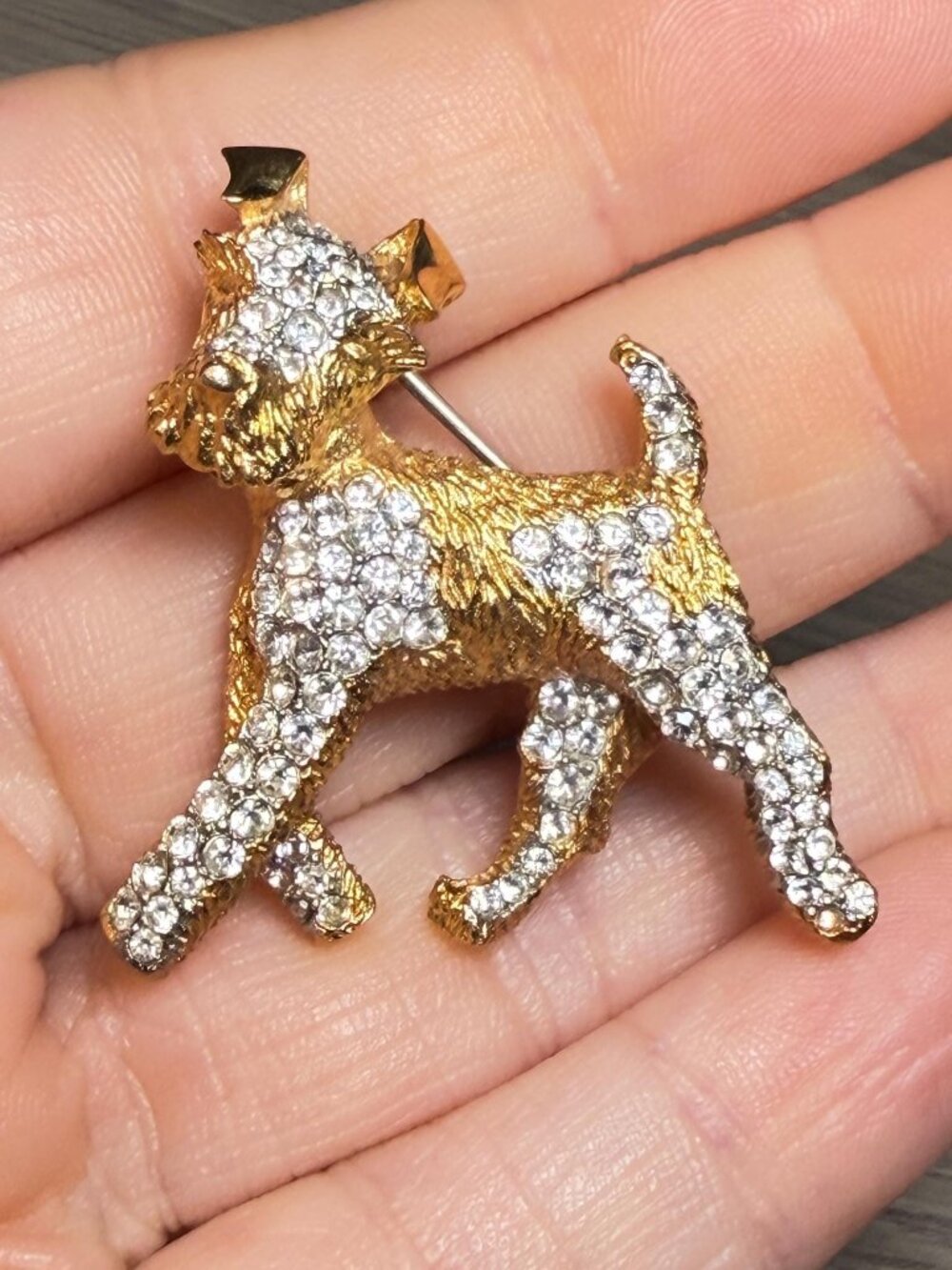 Rhinestone Terrier Dog Brooch Gold Tone Vintage